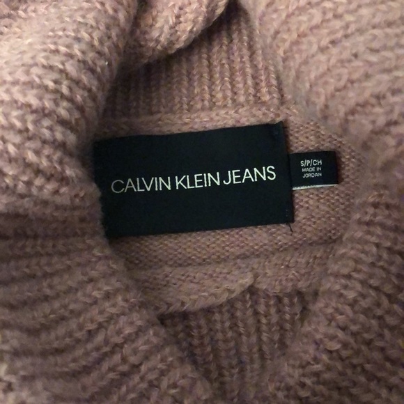 Calvin Klein Jeans Oversized Crop Top Turtleneck Sweater Size Small Petite - Picture 4 of 7